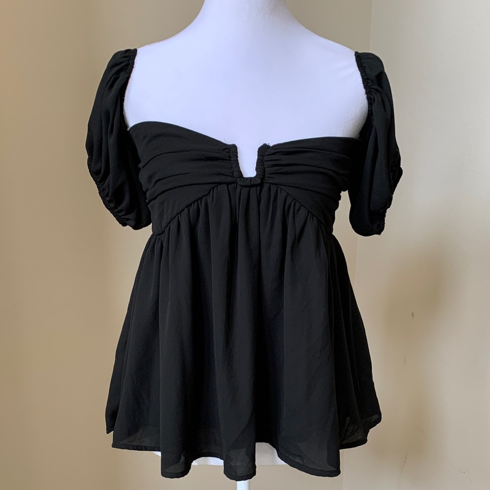 Francesca's Off The Shoulder Babydoll Blouse Notched Neckline & Puff Sleeve Top